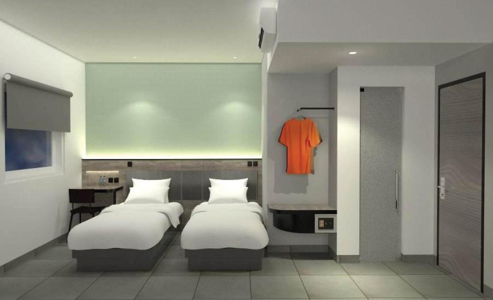 Amaris Hotel Manado Exterior photo